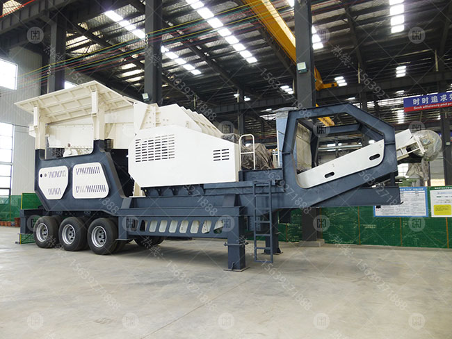 錘式移動(dòng)破碎站